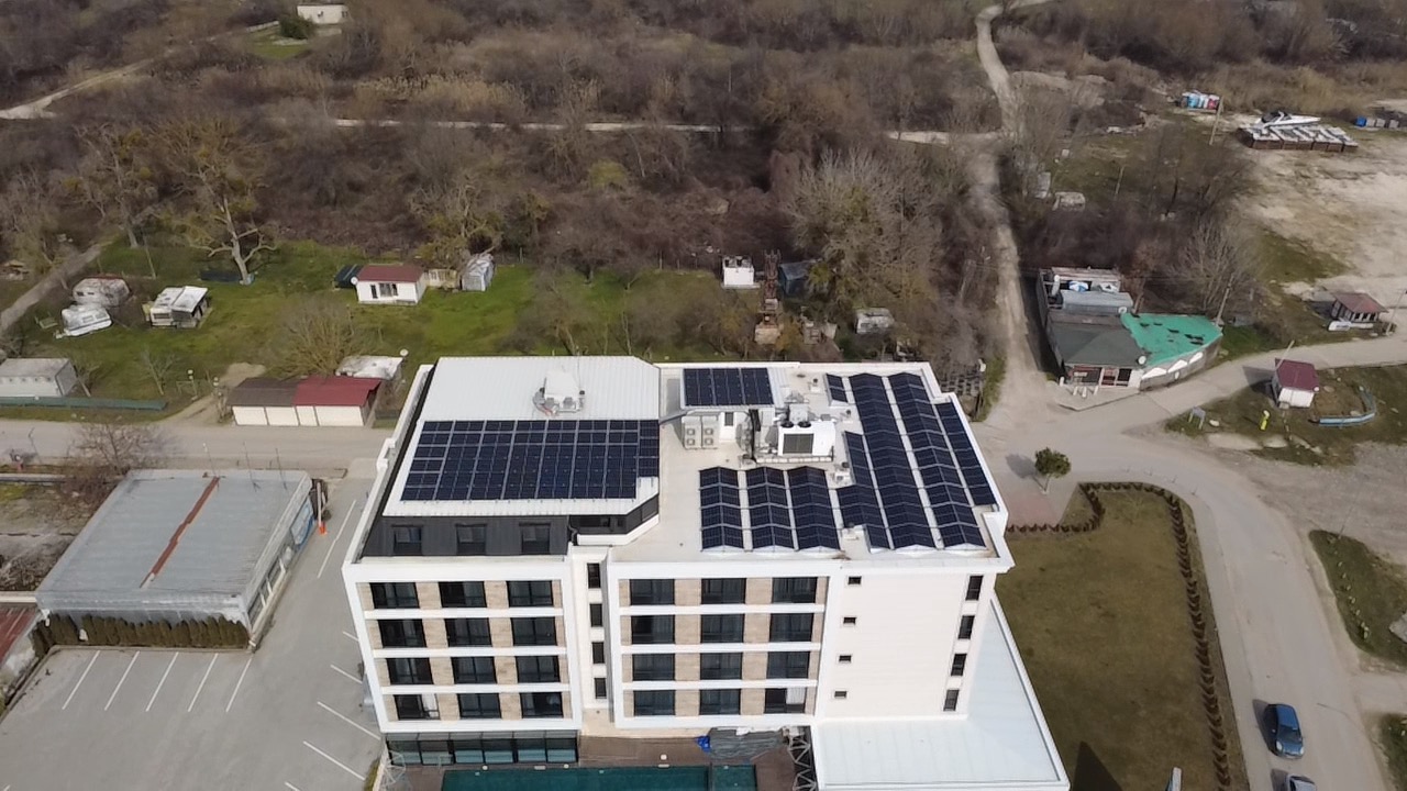 Сграда с панели