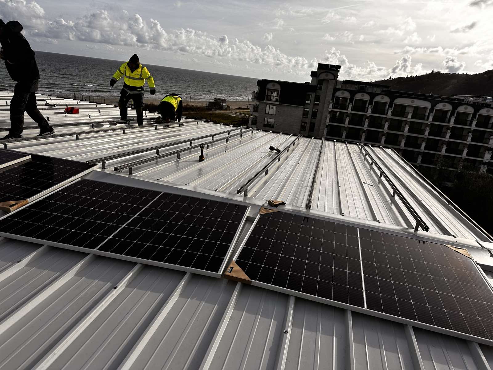 Монтаж на панели